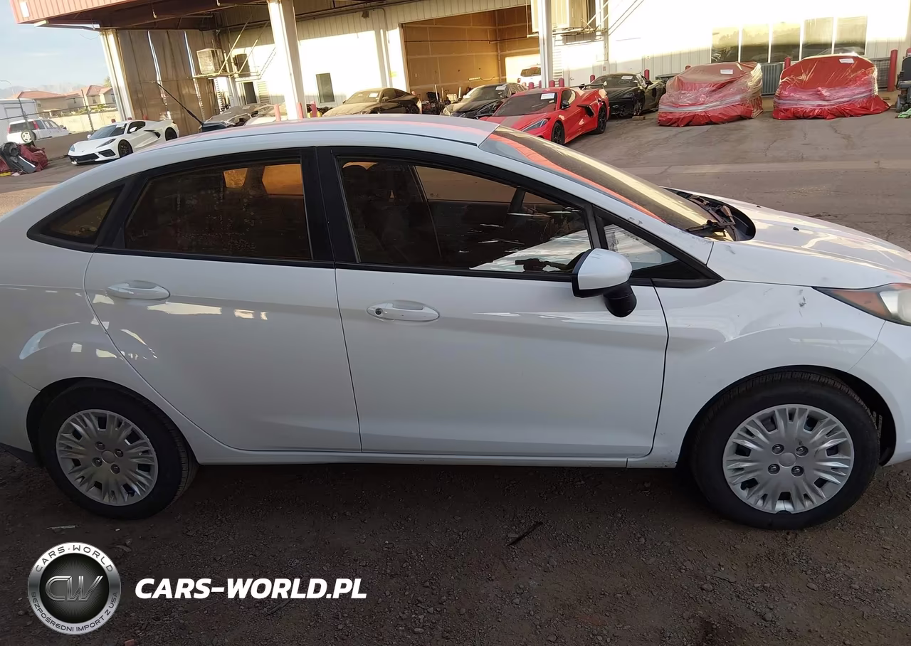 2014 Ford Fiesta S VIN:3FADP4AJXEM196275 - 13