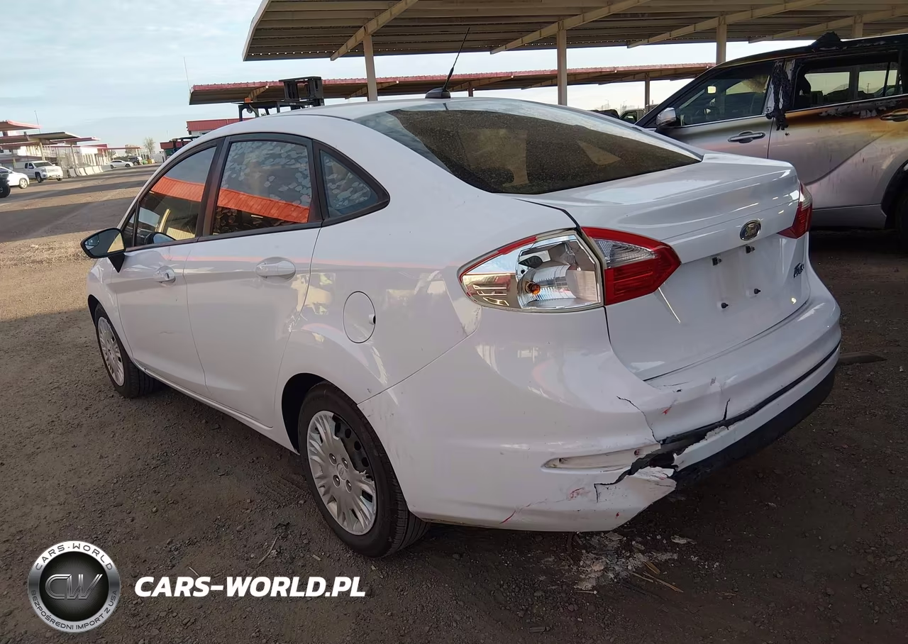 2014 Ford Fiesta S VIN:3FADP4AJXEM196275 - 3