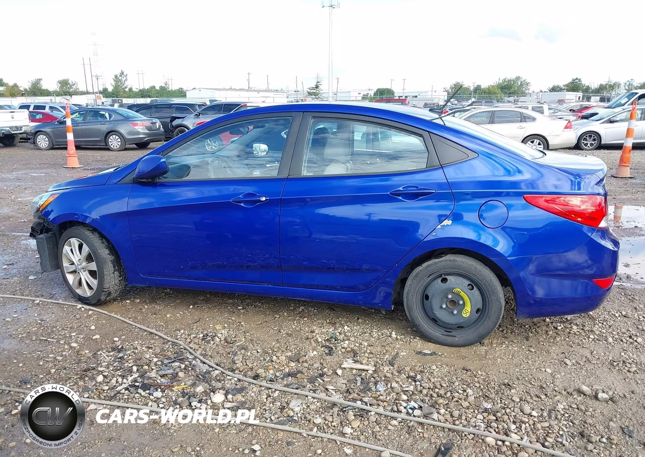 2012 Hyundai Accent Gls VIN:KMHCU4AE8CU247651 - 15