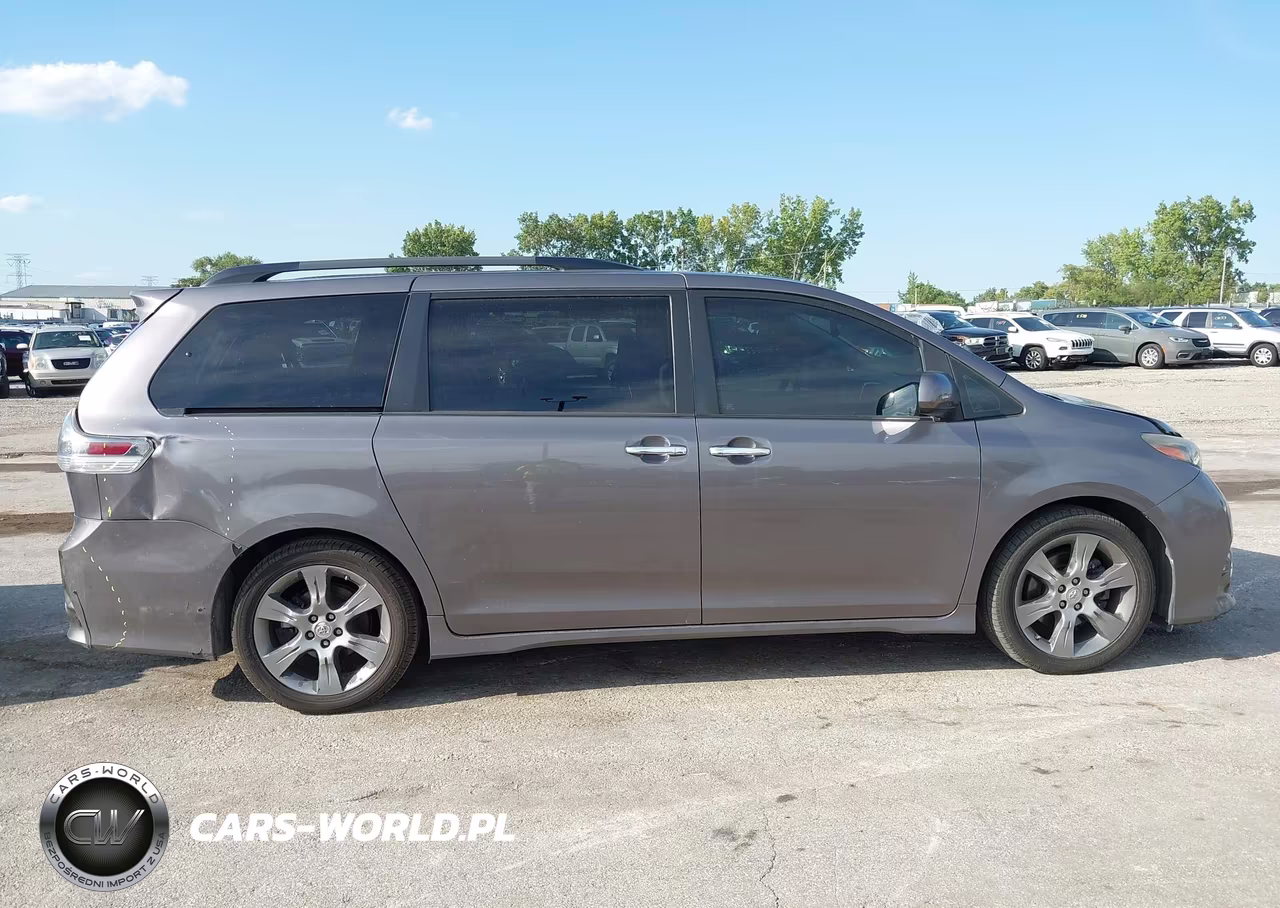 2015 Toyota Sienna Se 8 Passenger VIN:5TDXK3DC1FS527579 - 13