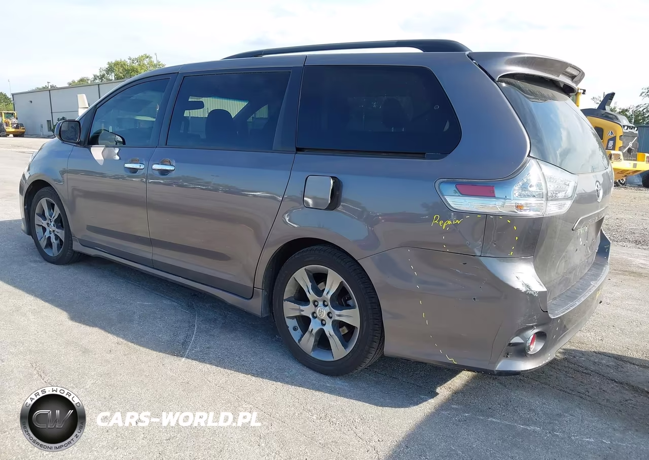 2015 Toyota Sienna Se 8 Passenger VIN:5TDXK3DC1FS527579 - 3