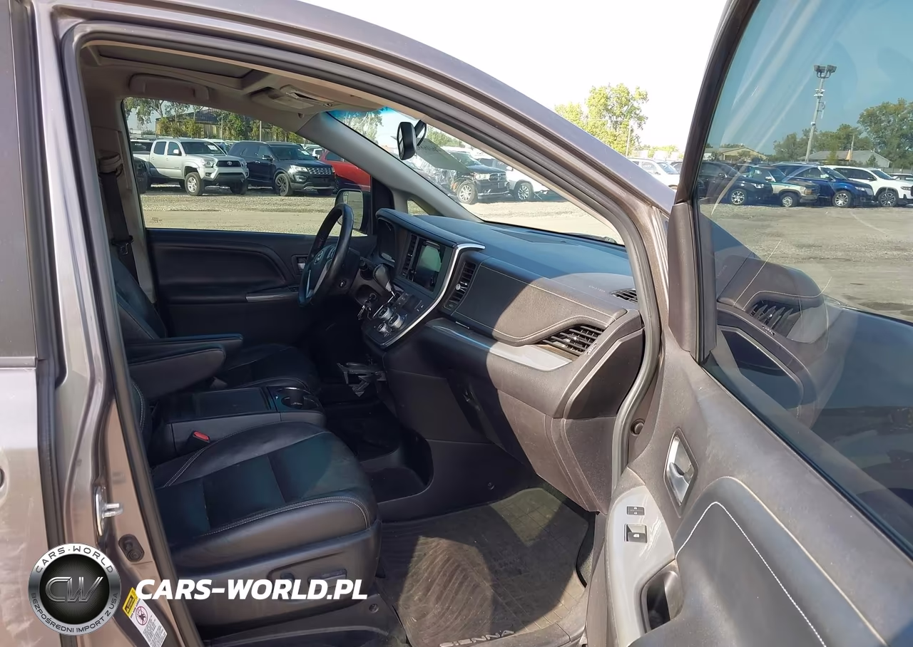 2015 Toyota Sienna Se 8 Passenger VIN:5TDXK3DC1FS527579 - 5