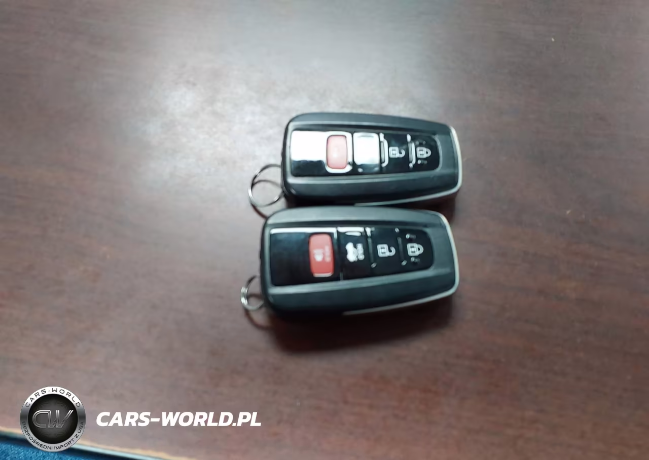 2020 Toyota Camry Xle Hybrid VIN:4T1F31AKXLU530587 - 11