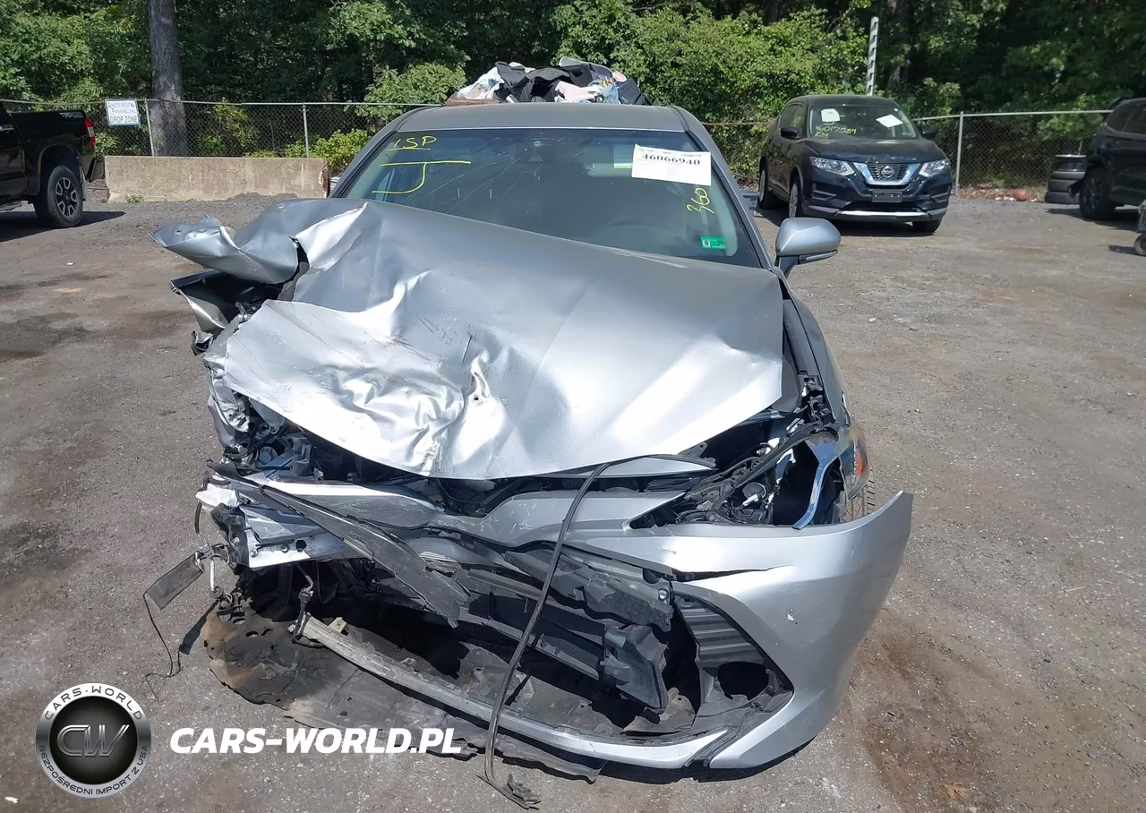 2020 Toyota Camry Xle Hybrid VIN:4T1F31AKXLU530587 - 12