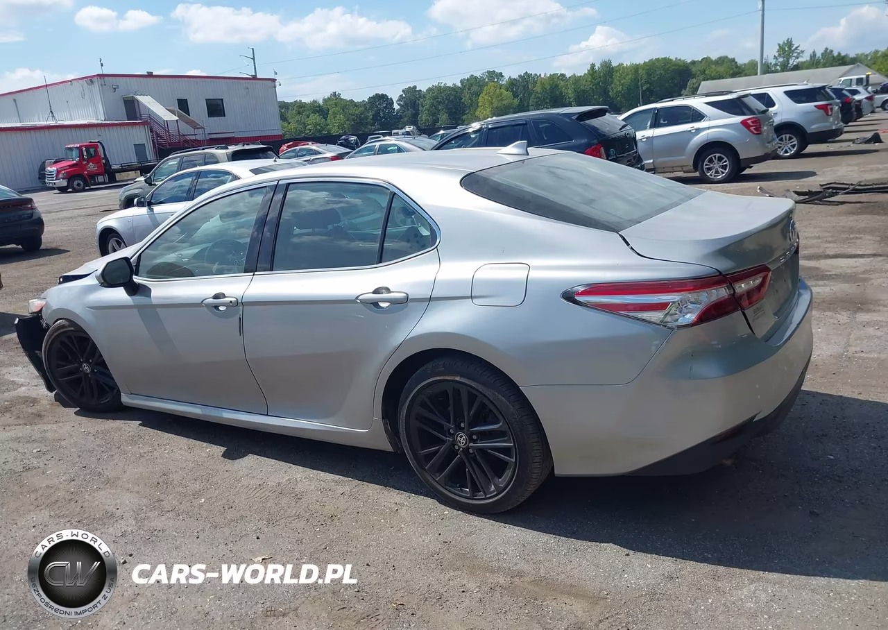 2020 Toyota Camry Xle Hybrid VIN:4T1F31AKXLU530587 - 14