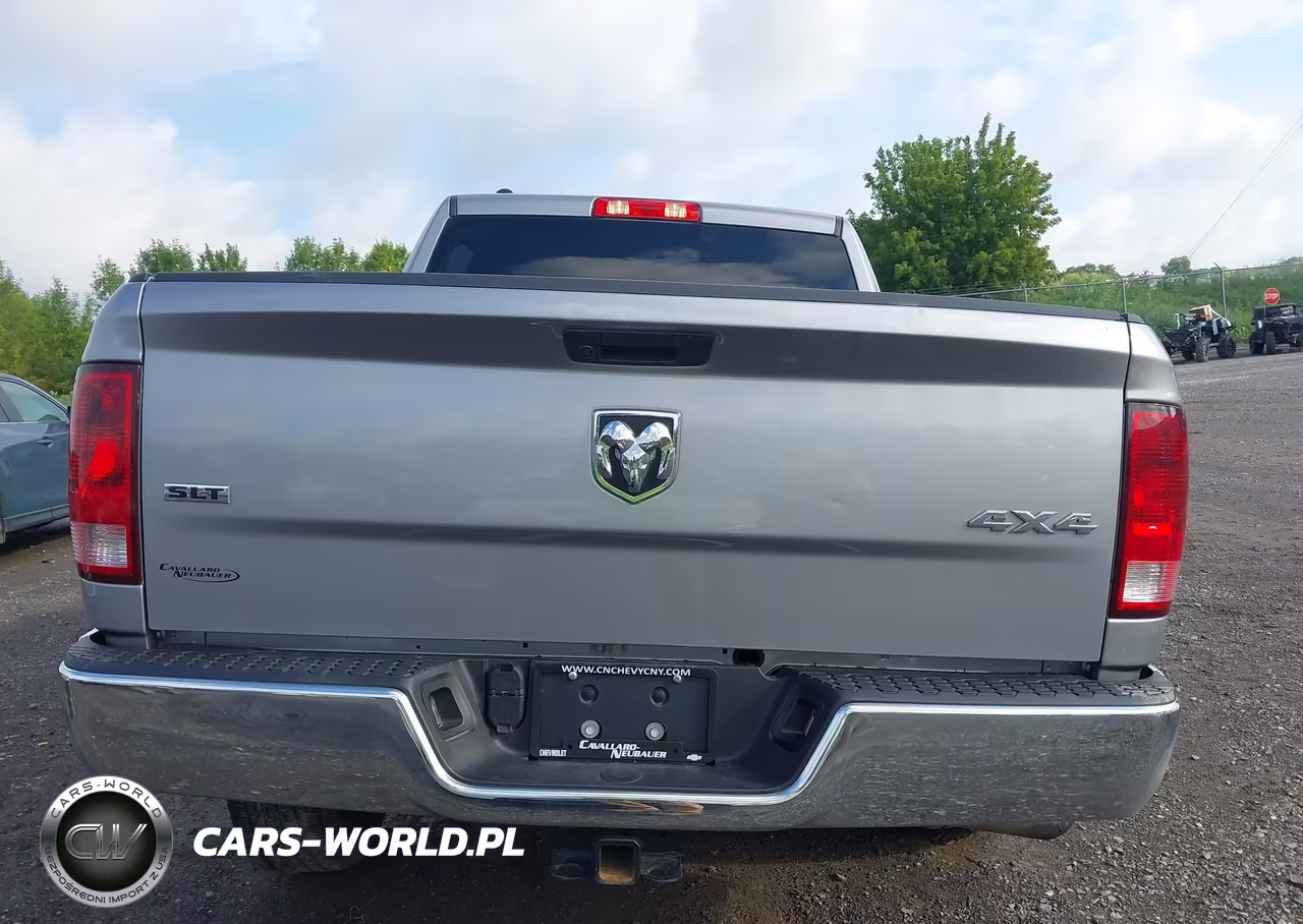 2023 Ram 1500 Classic Slt VIN:1C6RR7LTXPS575420 - 17