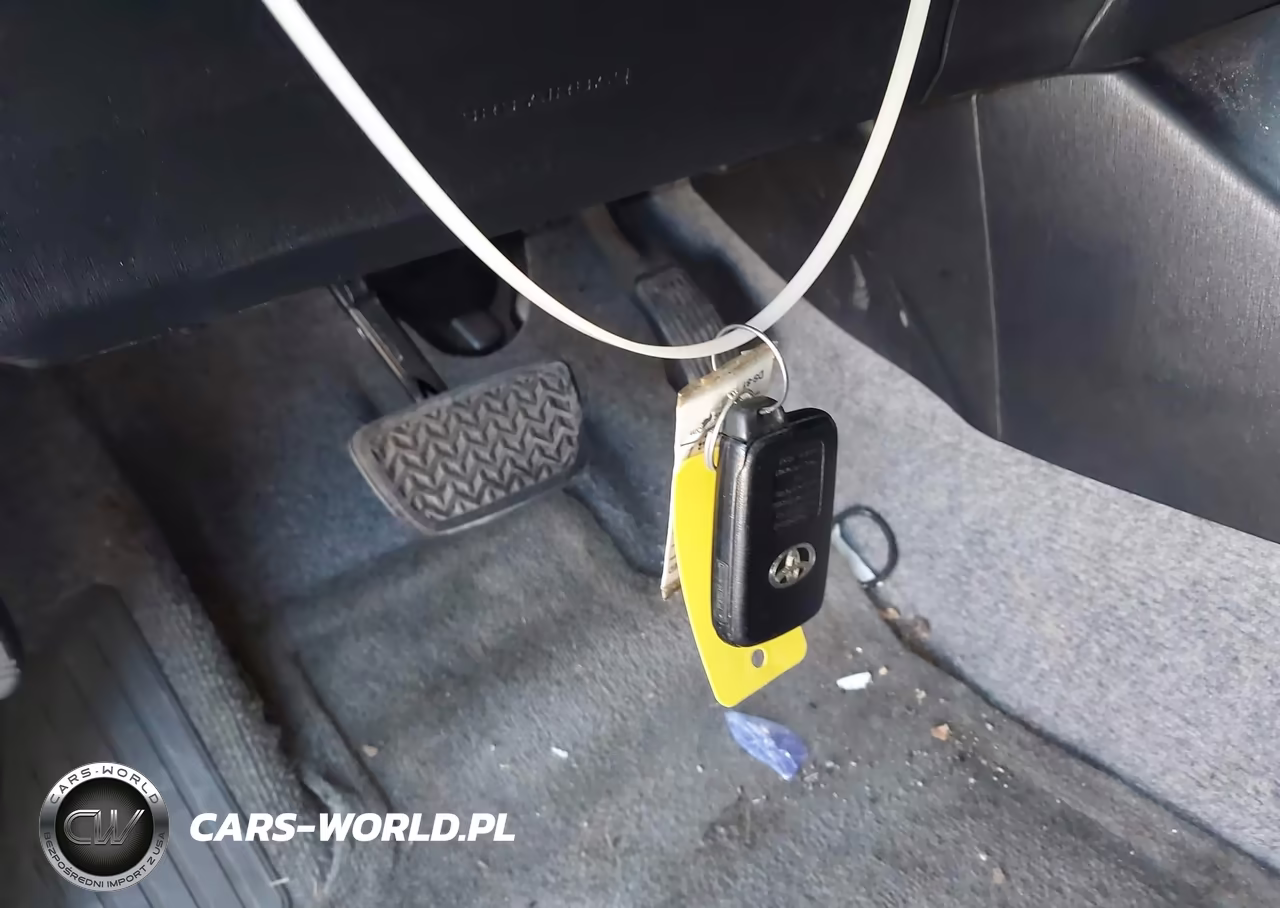 2013 Toyota Prius Three VIN:JTDKN3DU2D5572477 - 11