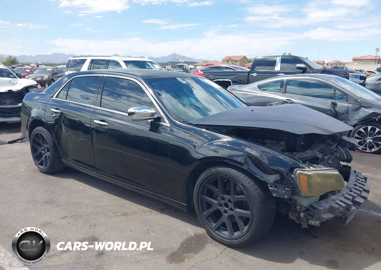 2013 Chrysler 300C VIN:2C3CCAETXDH650392 - 1