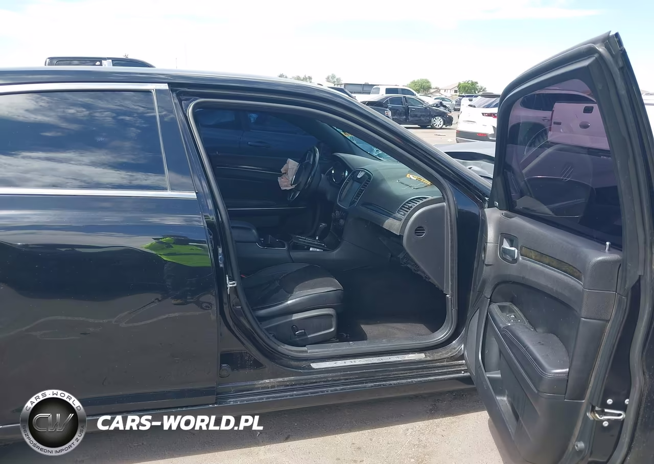 2013 Chrysler 300C VIN:2C3CCAETXDH650392 - 5