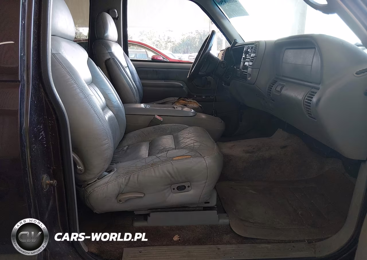1997 Chevrolet Tahoe VIN:3GNEK18RXVG113215 - 5