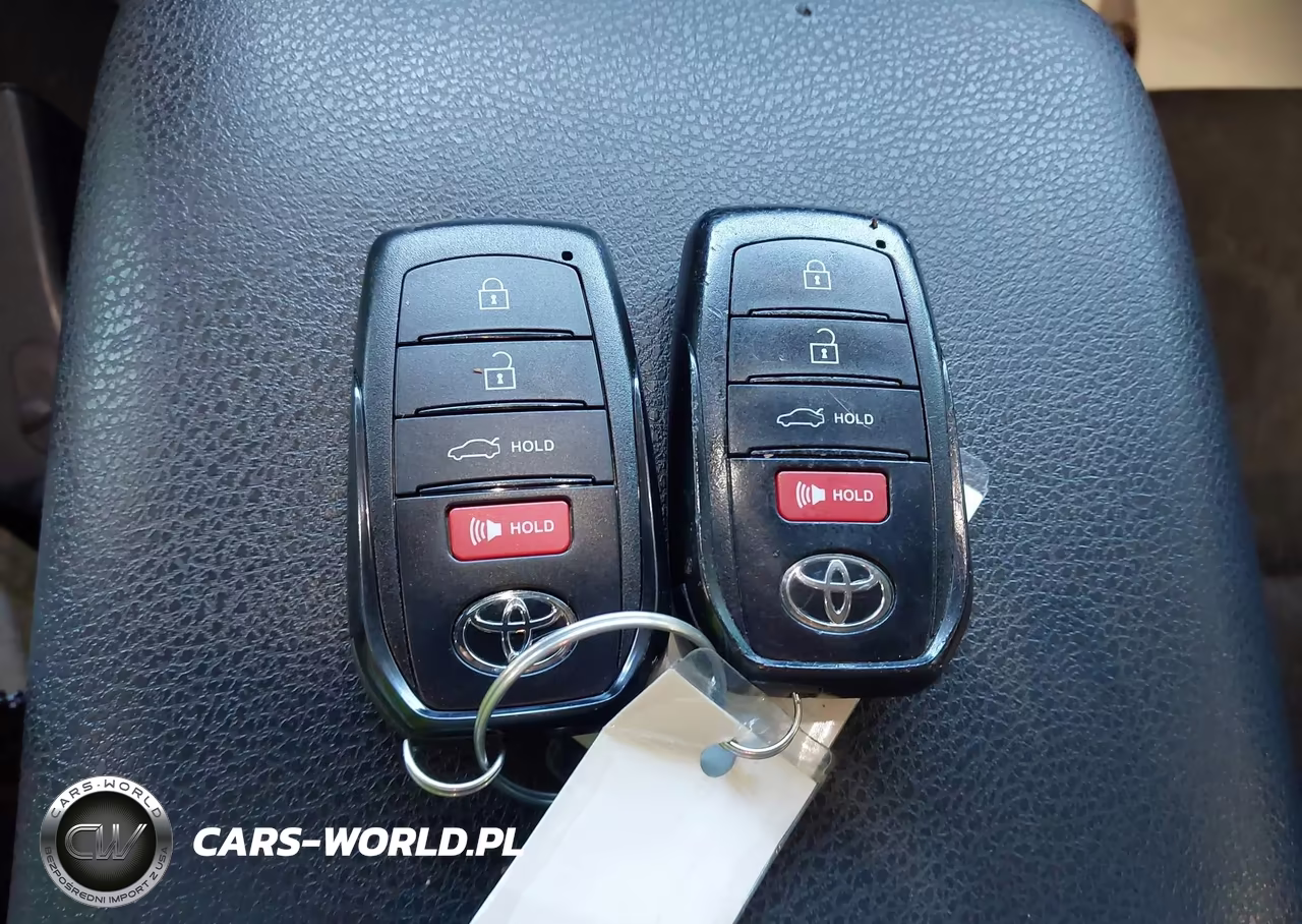 2025 Toyota Camry Le VIN:4T1DAACK9SU000166 - 11