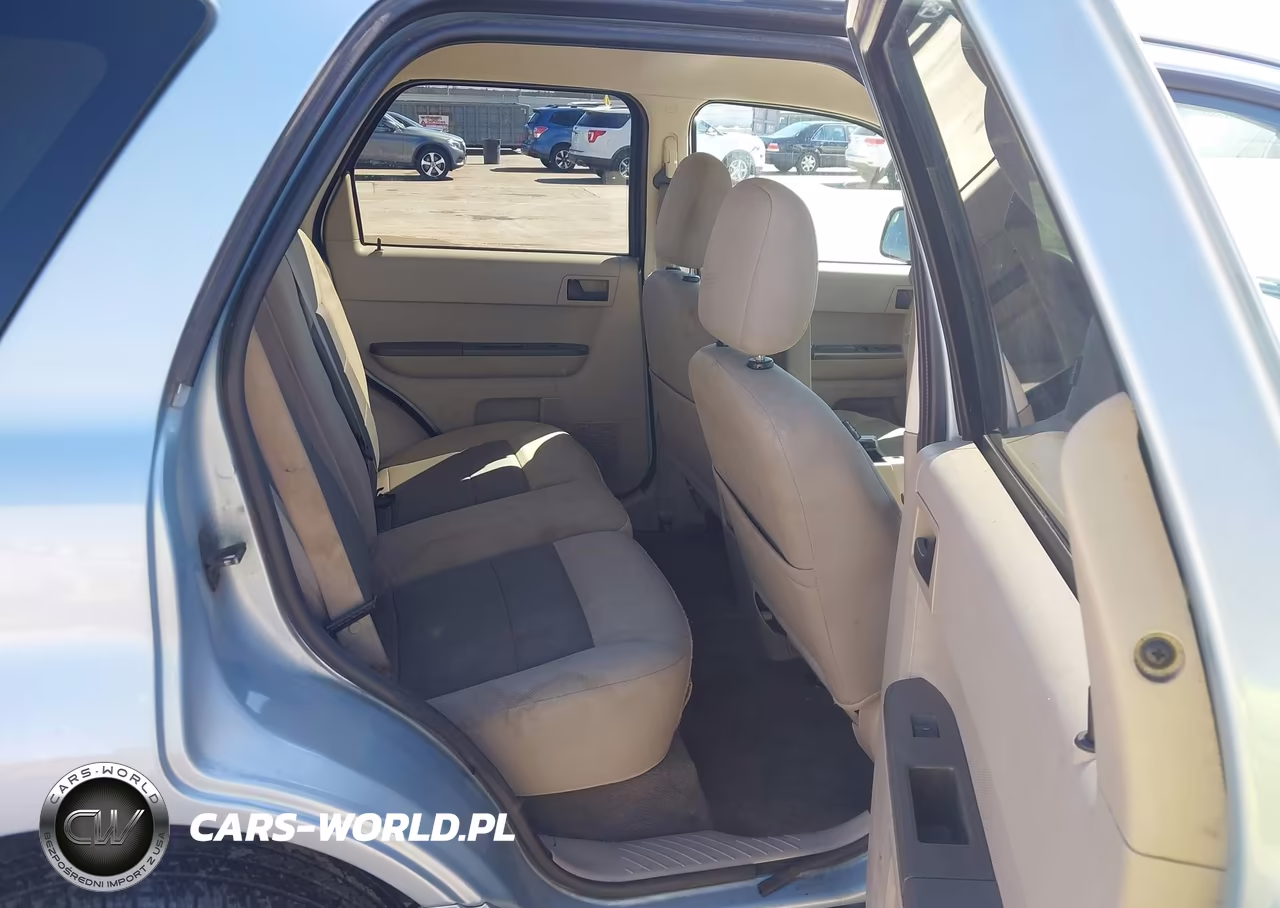 2008 Ford Escape Hybrid VIN:1FMCU49H18KD84237 - 8