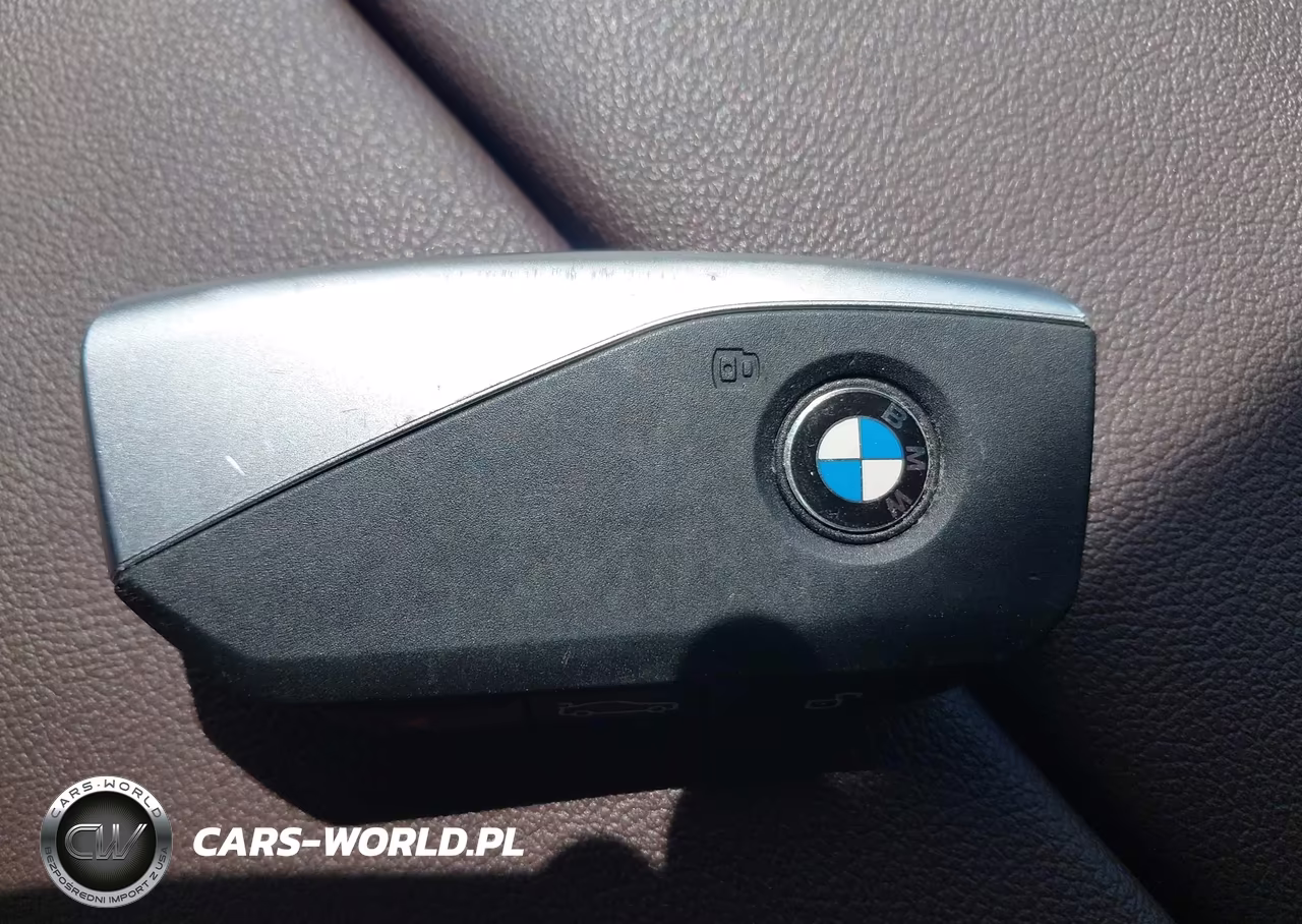 2024 BMW Ix xDrive50 VIN:WB523CF04RCP88295 - 11