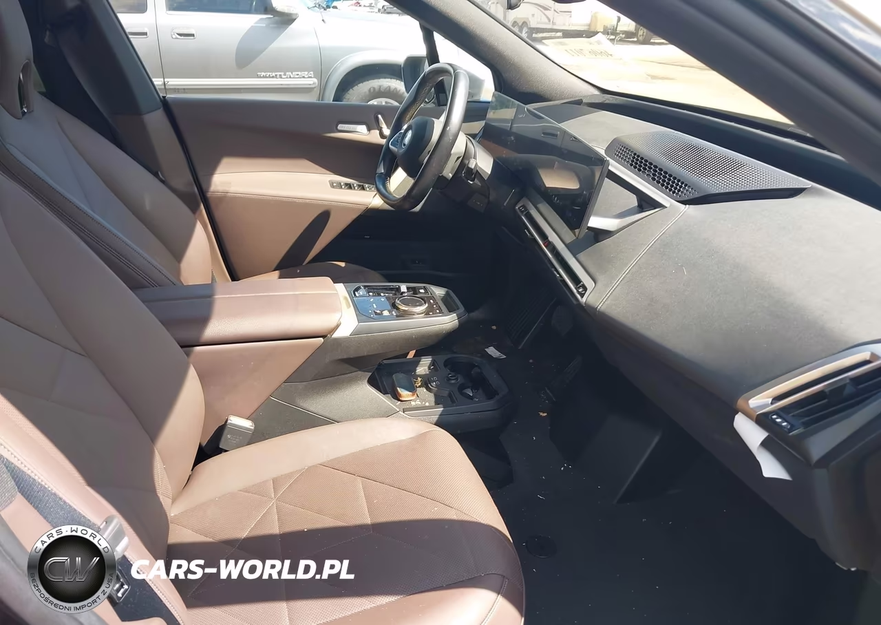 2024 BMW Ix xDrive50 VIN:WB523CF04RCP88295 - 5