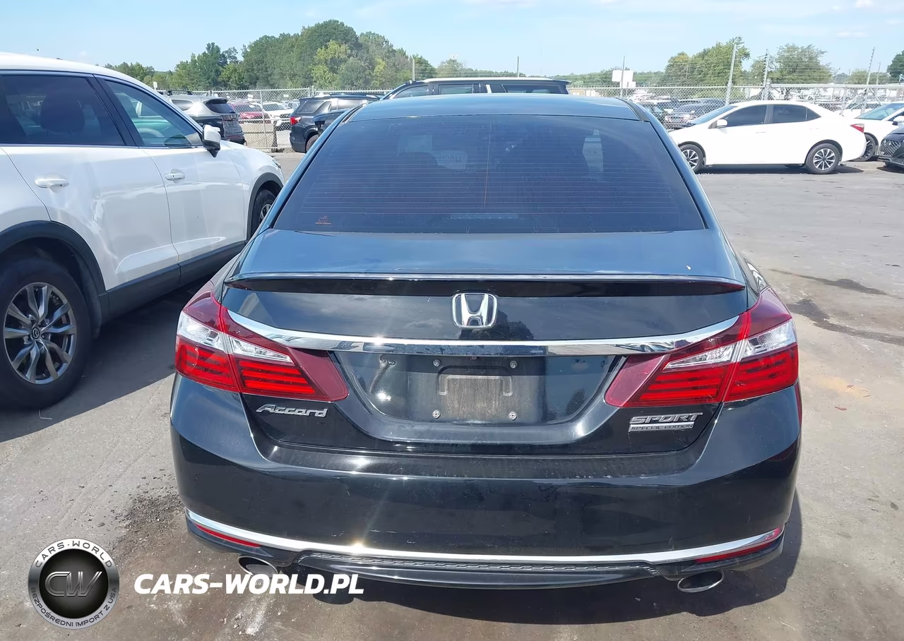 2017 Honda Accord Sport Se VIN:1HGCR2F18HA180396 - 16