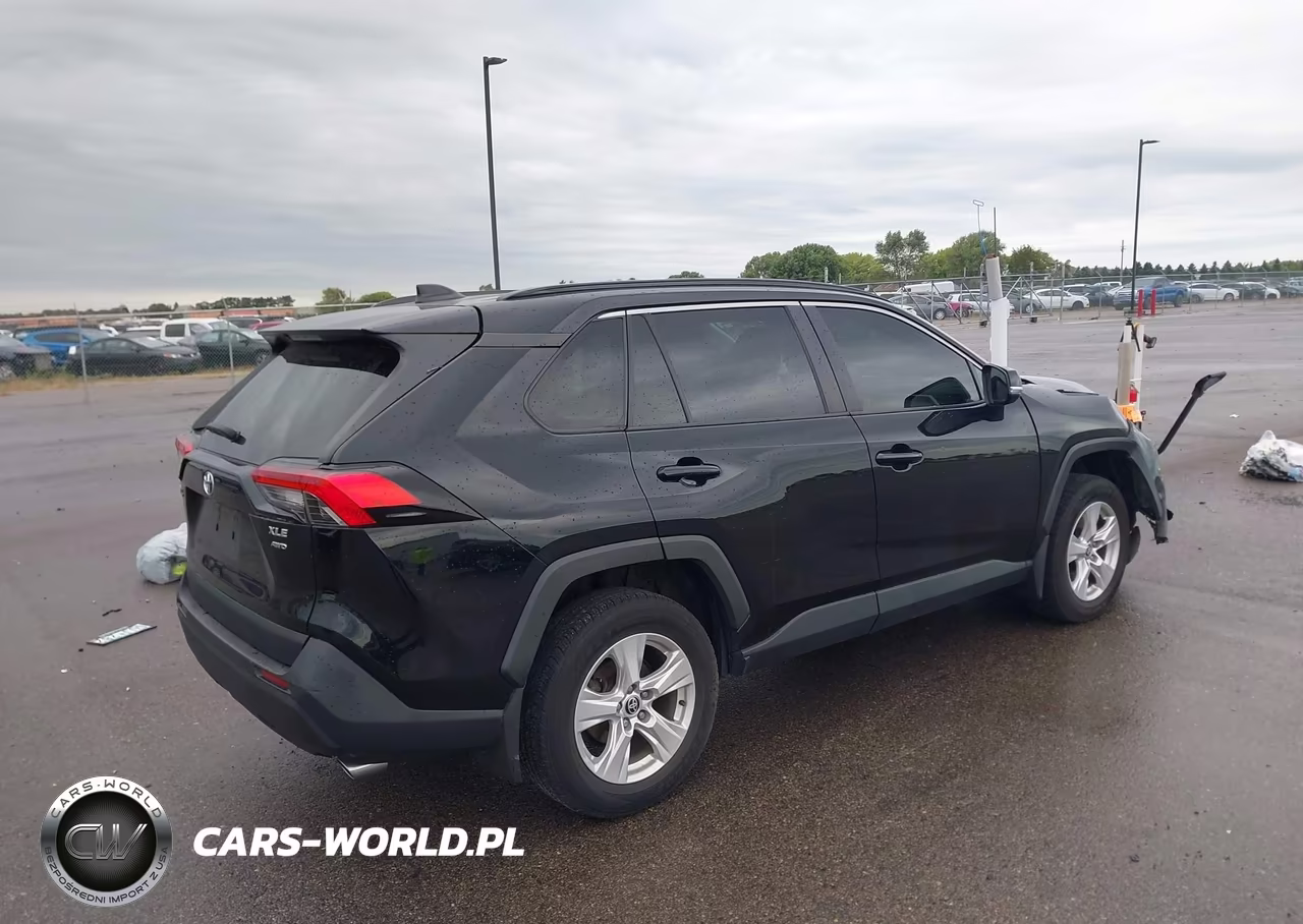 2021 Toyota Rav4 Xle VIN:2T3P1RFV7MC224422 - 4
