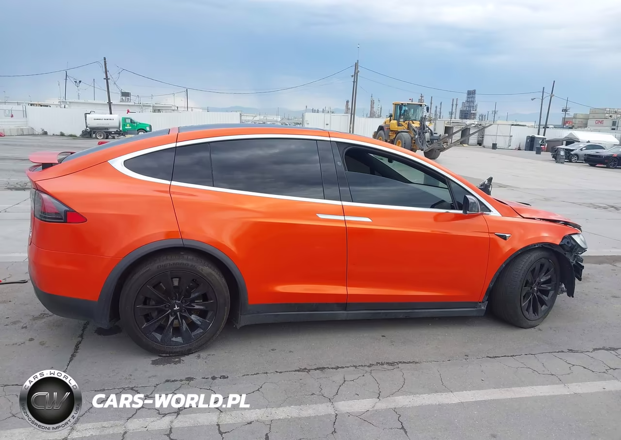 2016 Tesla Model X 60D-70D-75D-90D VIN:5YJXCDE22GF032208 - 14