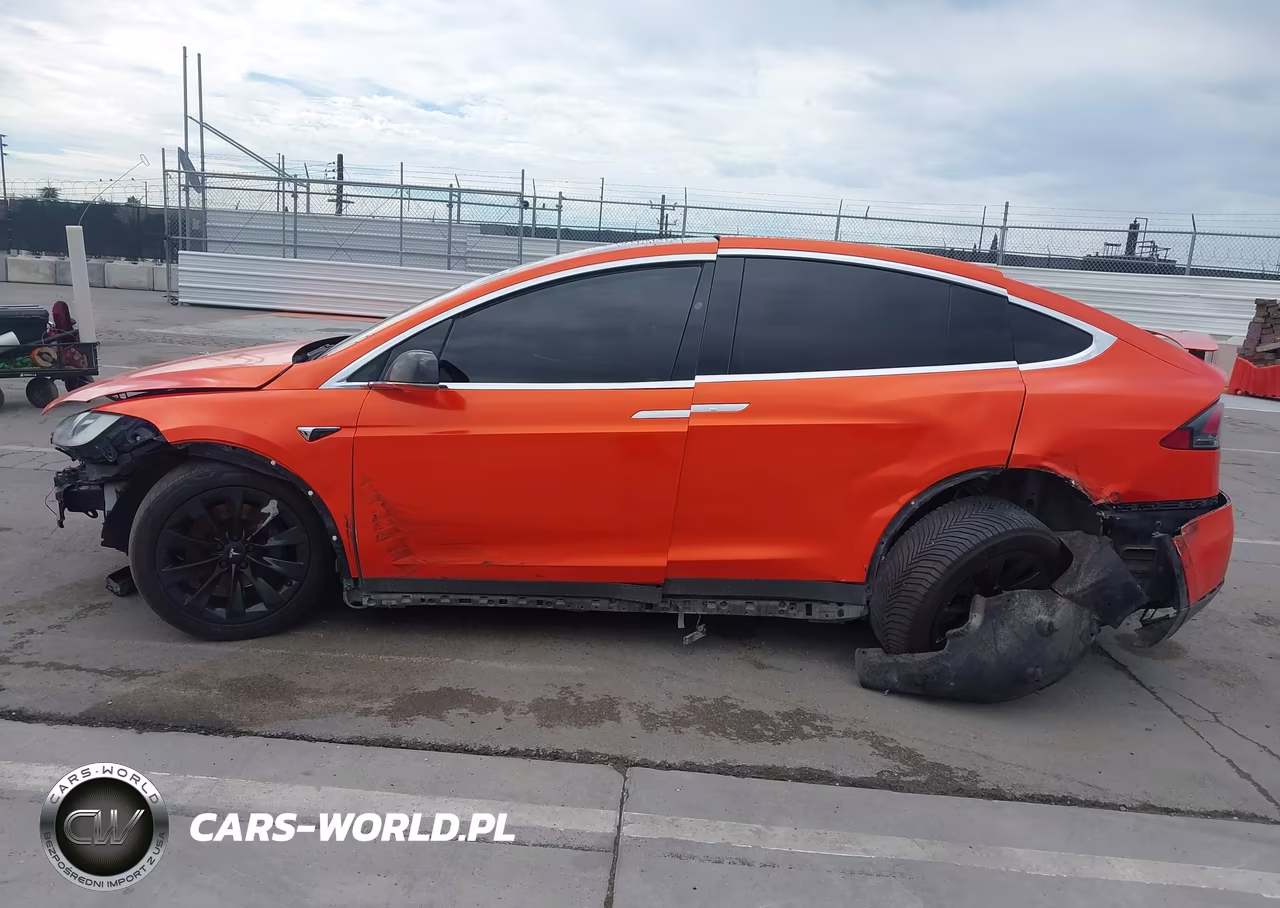 2016 Tesla Model X 60D-70D-75D-90D VIN:5YJXCDE22GF032208 - 15