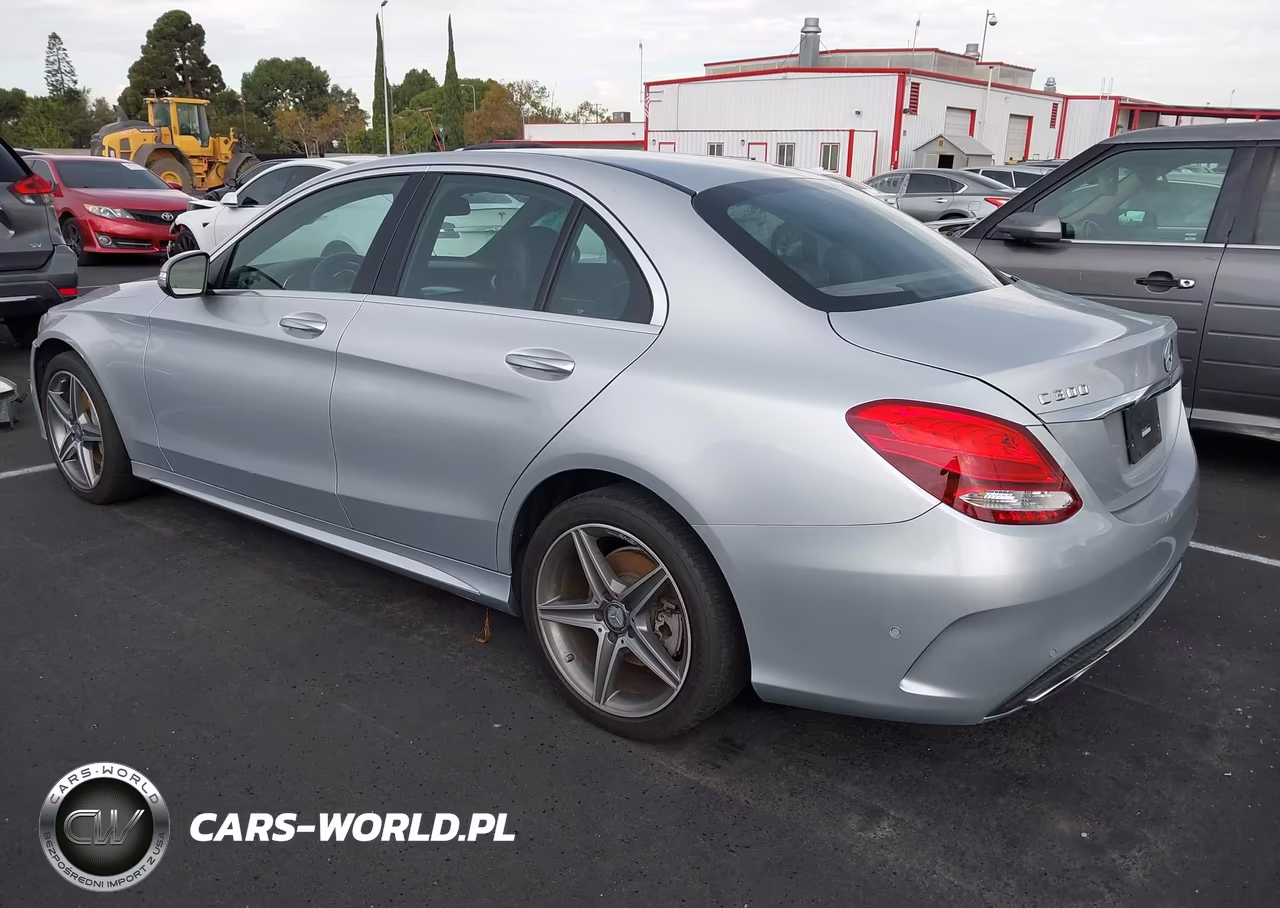 2015 Mercedes-Benz C 300 Sport VIN:55SWF4JB6FU058798 - 3
