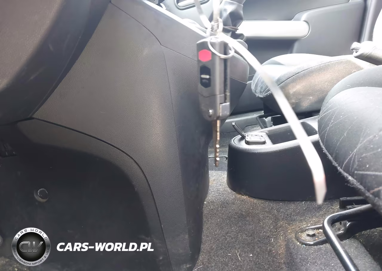 2014 Mazda Mazda2 Sport VIN:JM1DE1KY6E0183696 - 11
