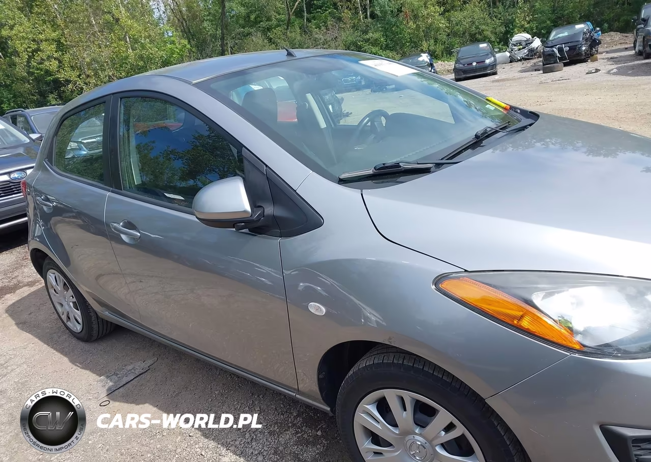 2014 Mazda Mazda2 Sport VIN:JM1DE1KY6E0183696 - 13