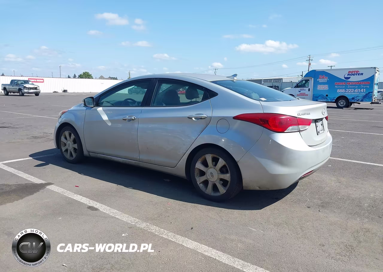 2013 Hyundai Elantra Limited VIN:KMHDH4AE3DU624767 - 3