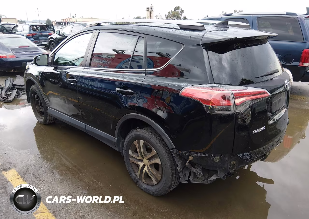 2017 Toyota Rav4 Le VIN:2T3ZFREV1HW357015 - 3