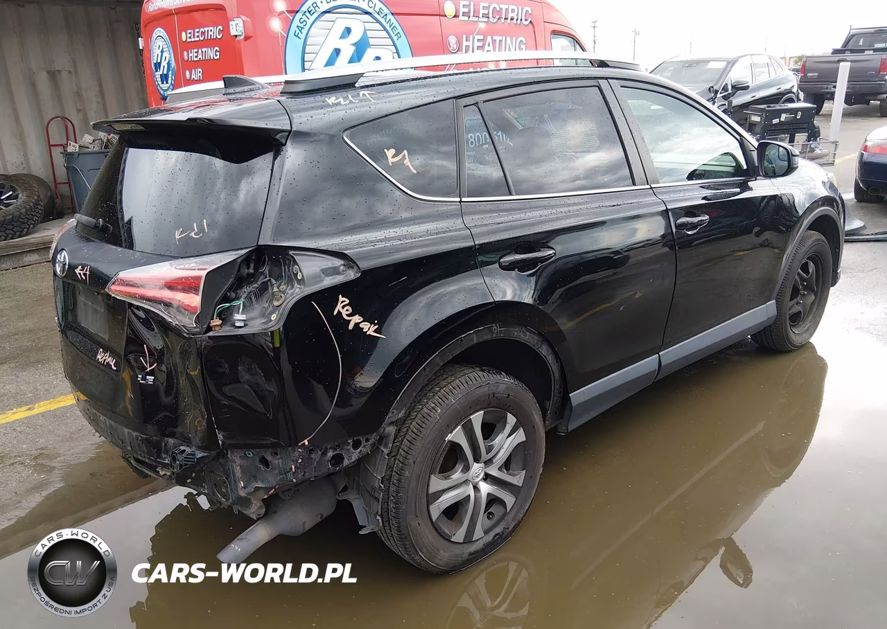 2017 Toyota Rav4 Le VIN:2T3ZFREV1HW357015 - 4