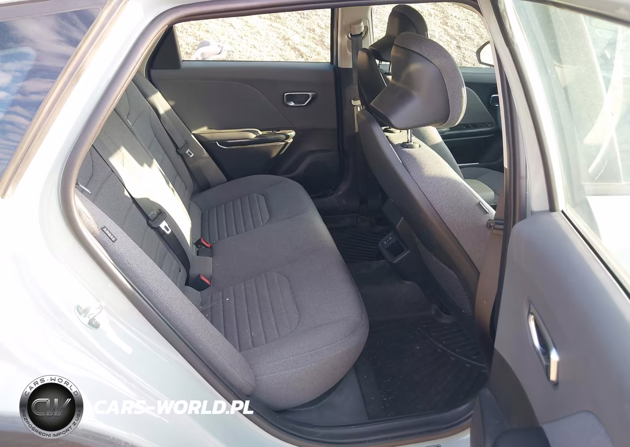2025 Kia K4 Ex VIN:3KPFU4DE8SE229984 - 8