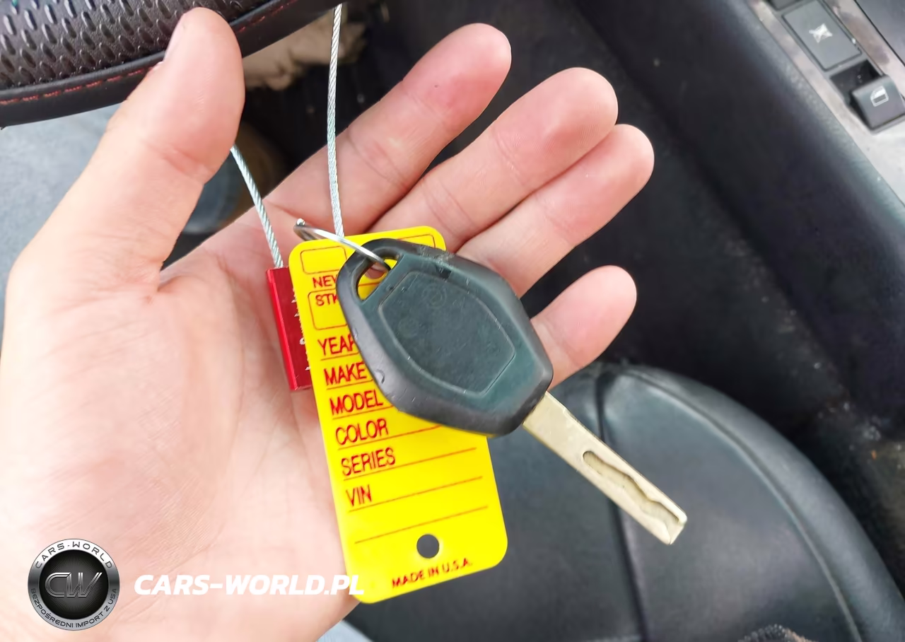 2003 BMW 325I VIN:WBAEV33403KL84651 - 11