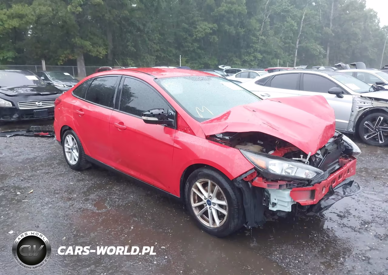 2016 Ford Focus Se VIN:1FADP3F29GL212143 - 1
