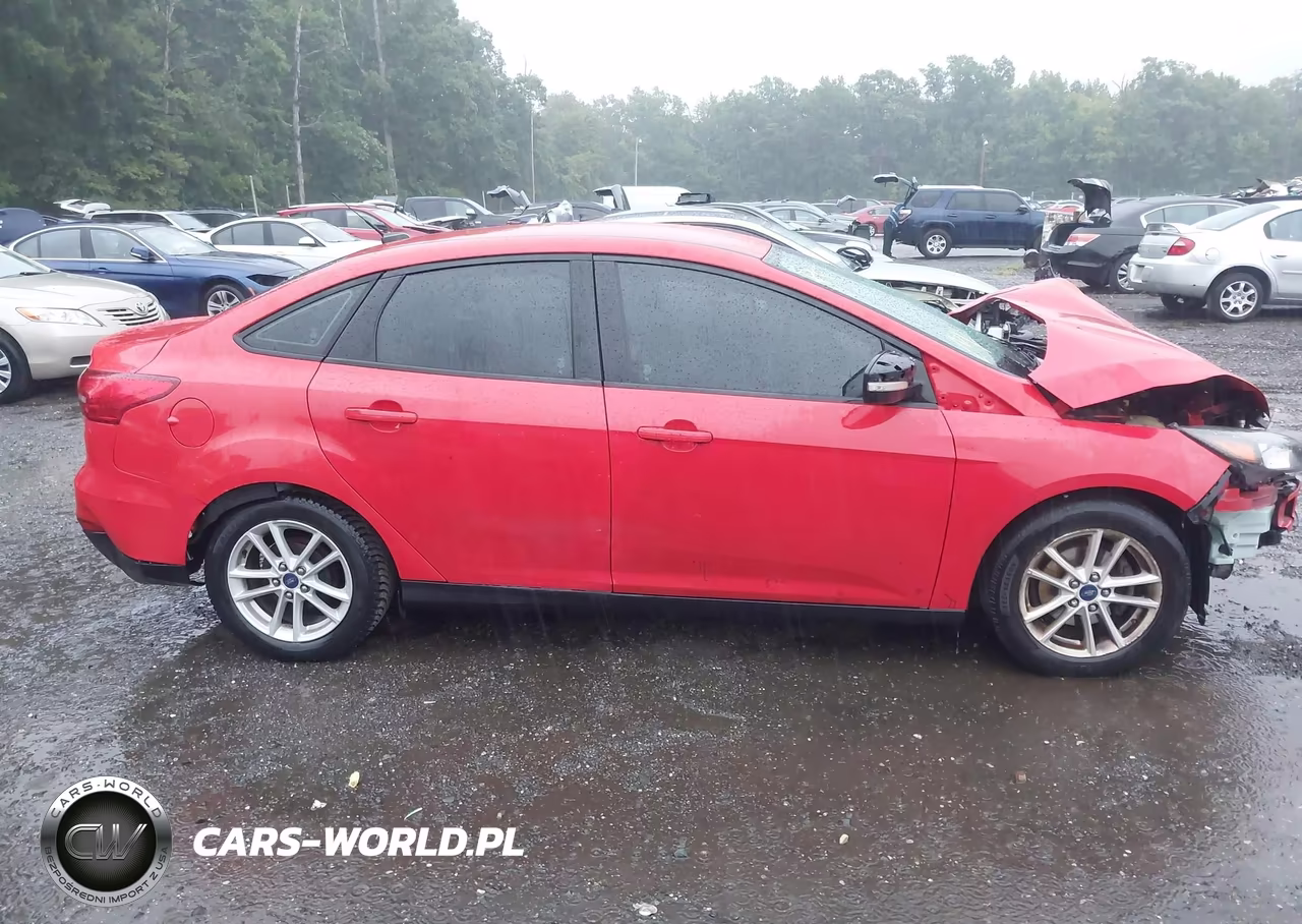 2016 Ford Focus Se VIN:1FADP3F29GL212143 - 13