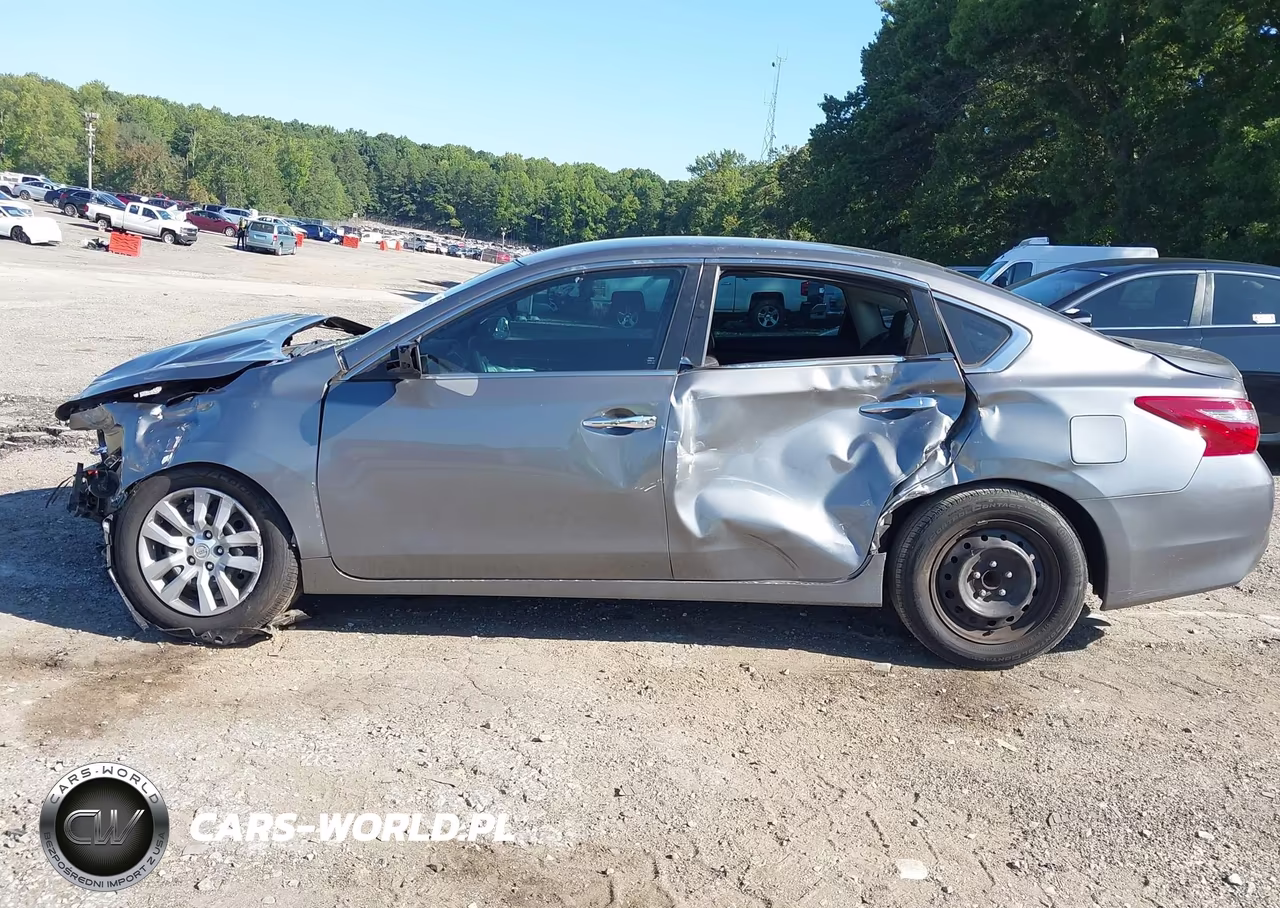 2018 Nissan Altima 2.5 S VIN:1N4AL3AP4JC102030 - 18