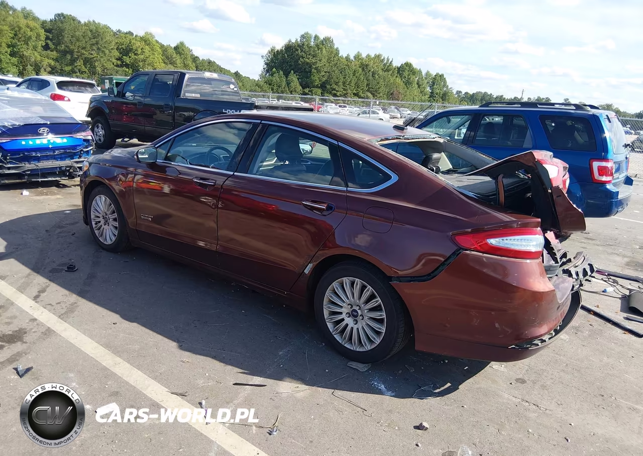 2016 Ford Fusion Energi Se Luxury VIN:3FA6P0PU2GR324369 - 3