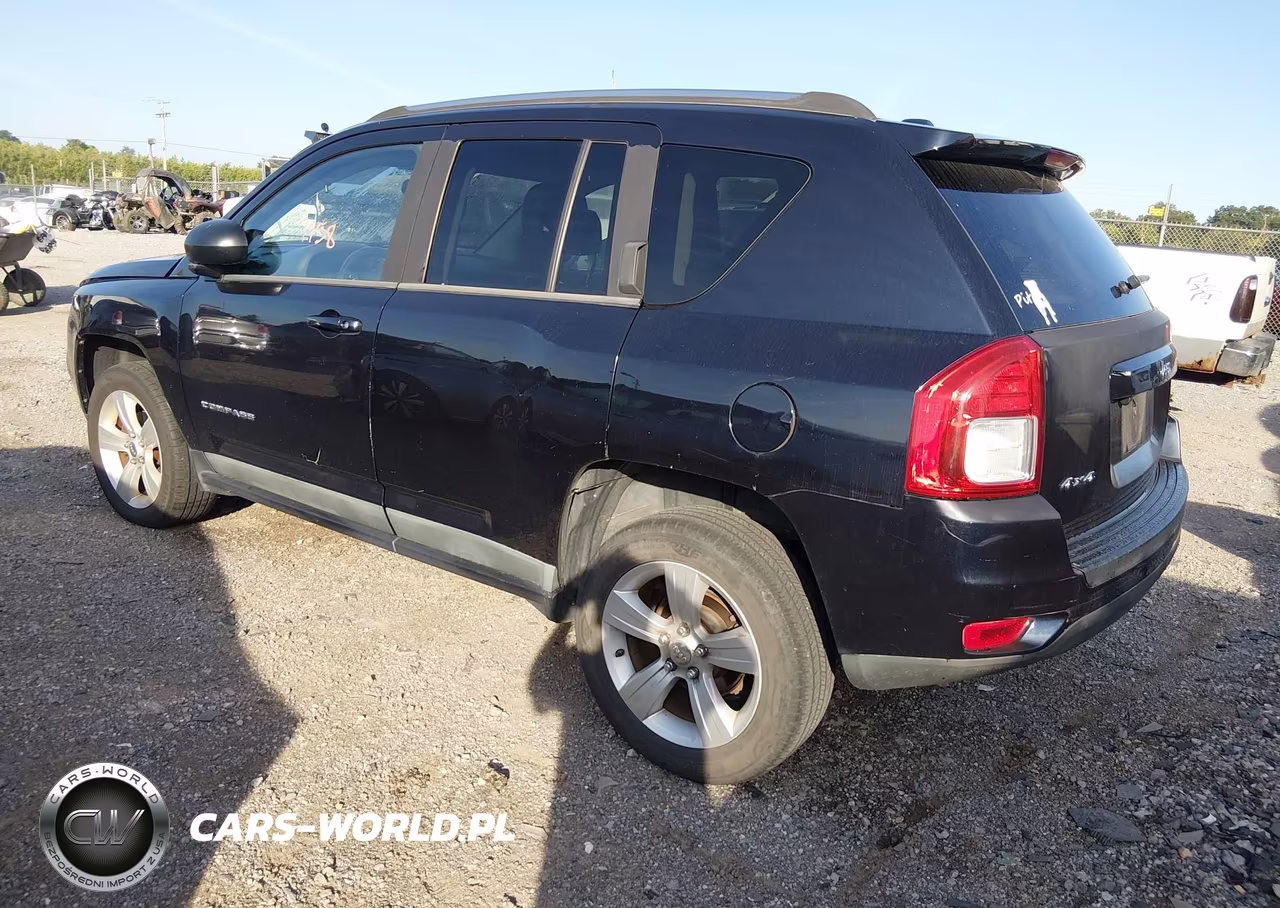 2011 Jeep Compass VIN:1J4NF1FBXBD164526 - 3