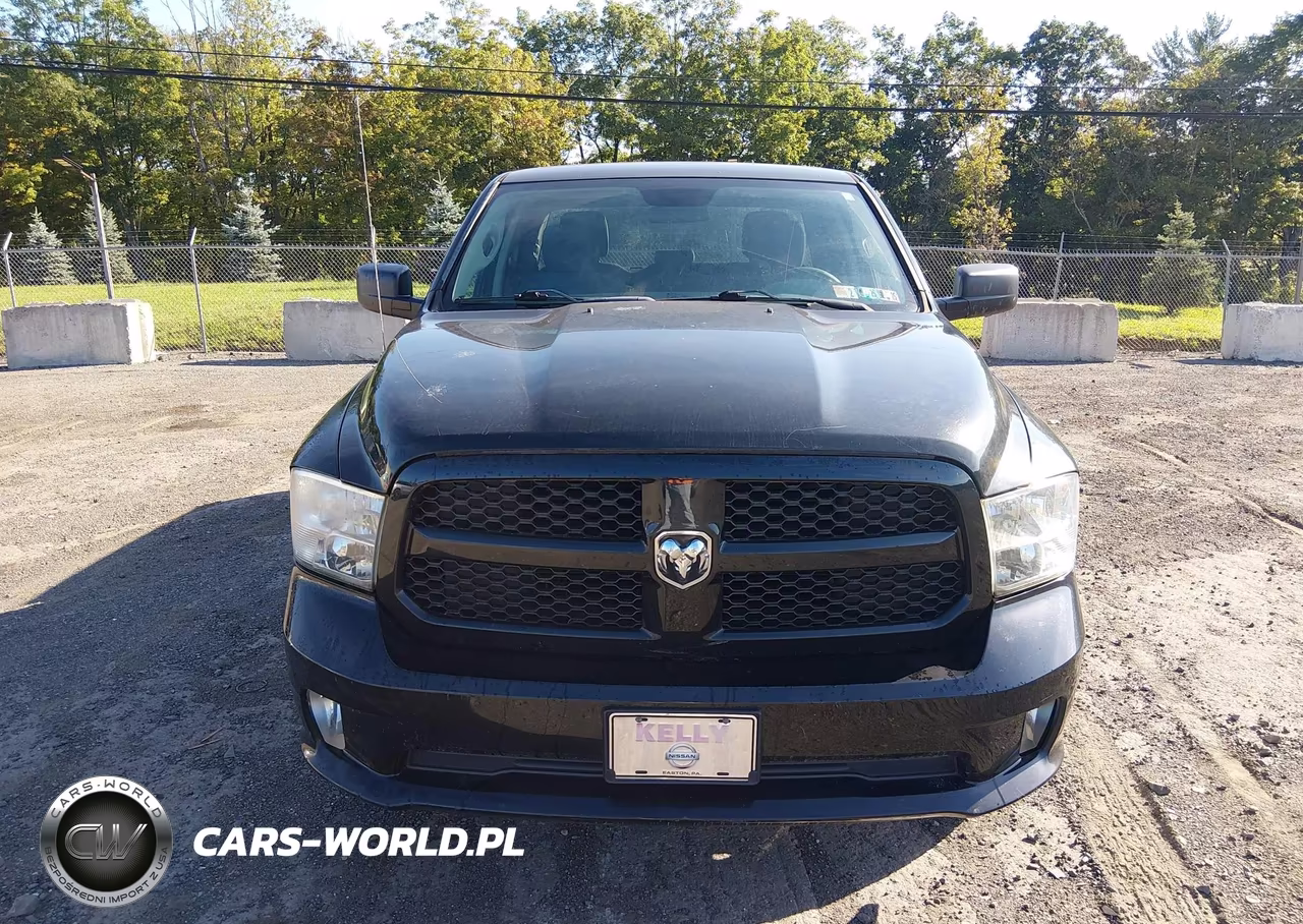 2017 Ram 1500 Express 4X4 6'4 Box VIN:1C6RR7FG7HS601438 - 12