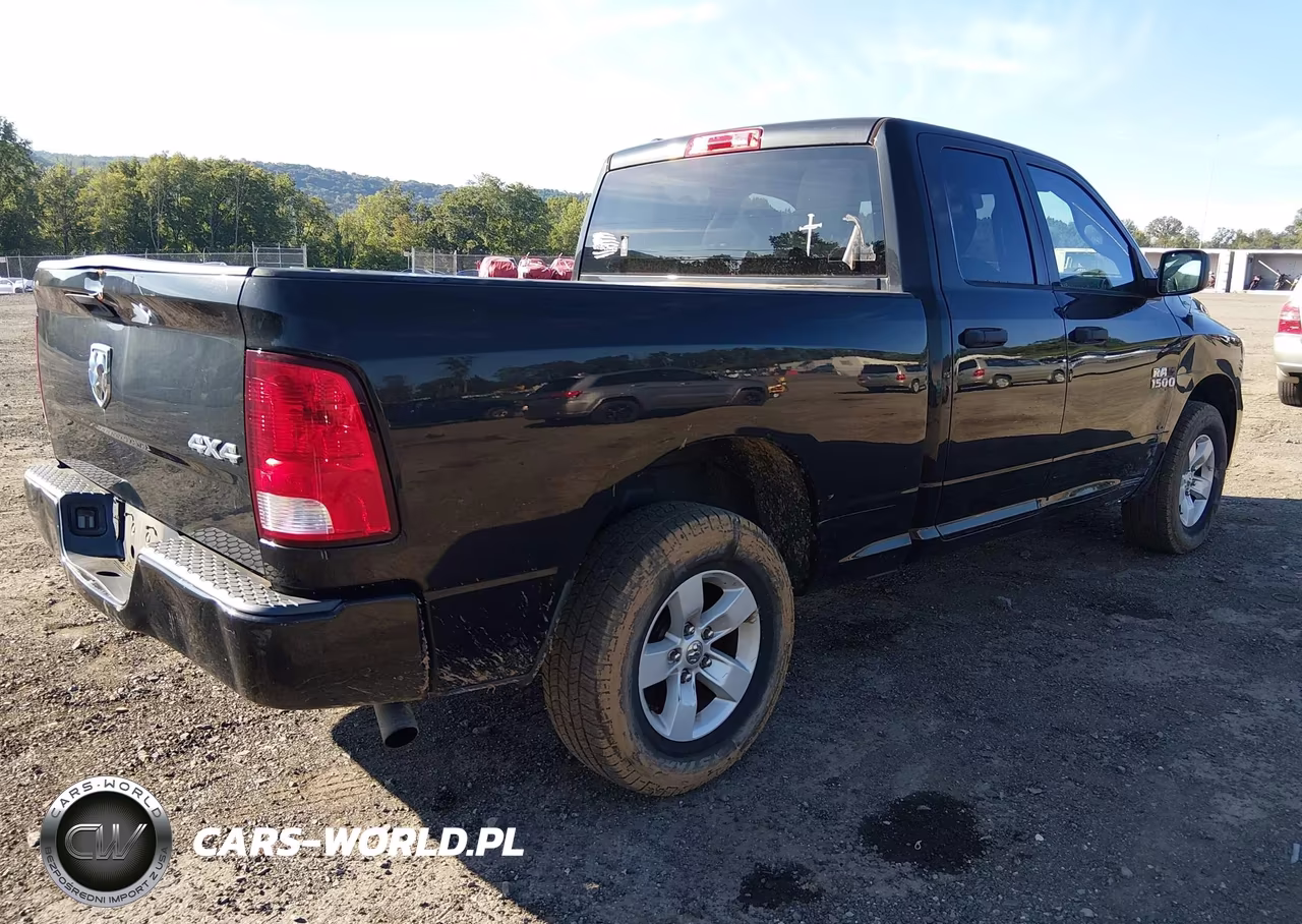 2017 Ram 1500 Express 4X4 6'4 Box VIN:1C6RR7FG7HS601438 - 4