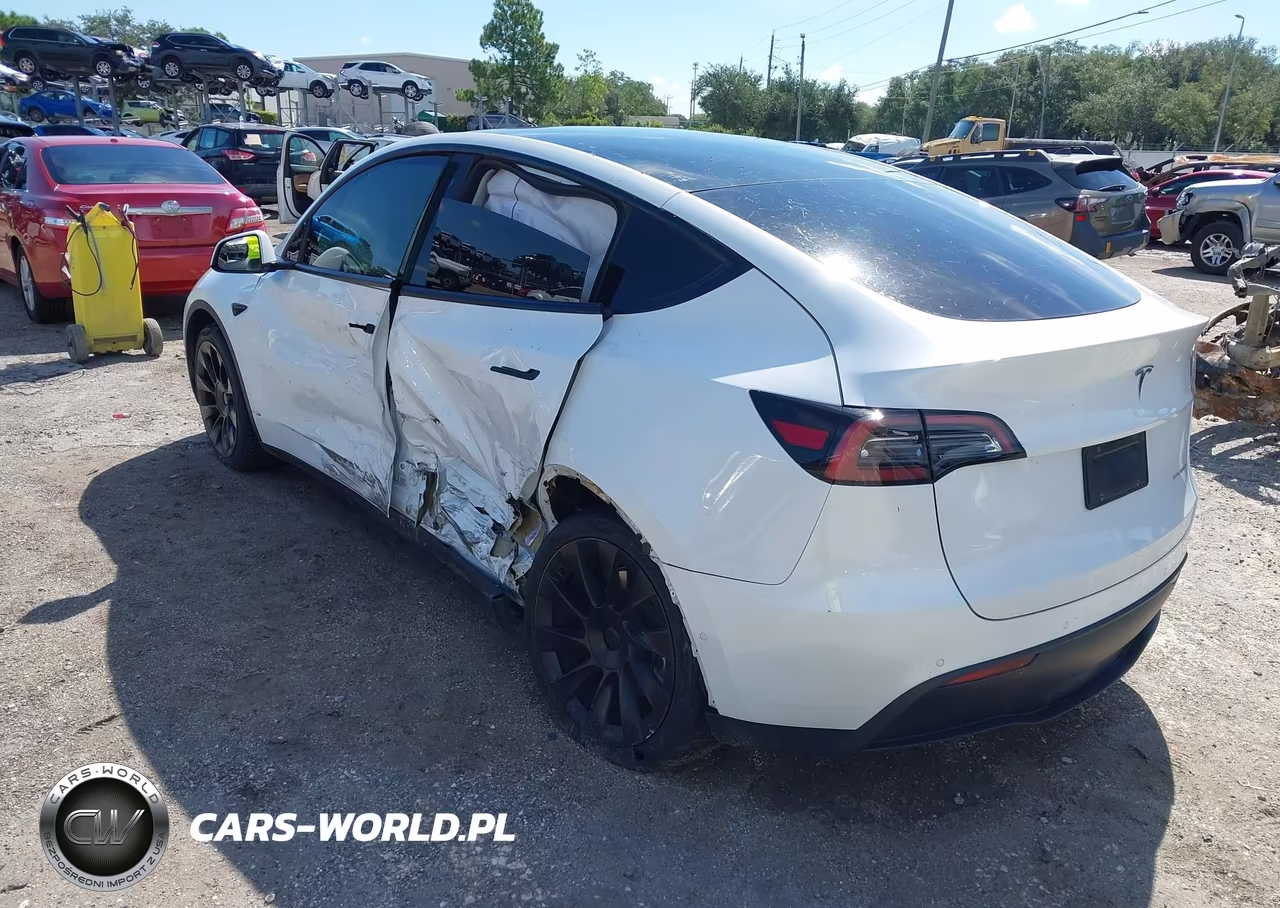 2021 Tesla Model Y Long Range Dual Motor All-Wheel Drive VIN:5YJYGDEE9MF304560 - 3
