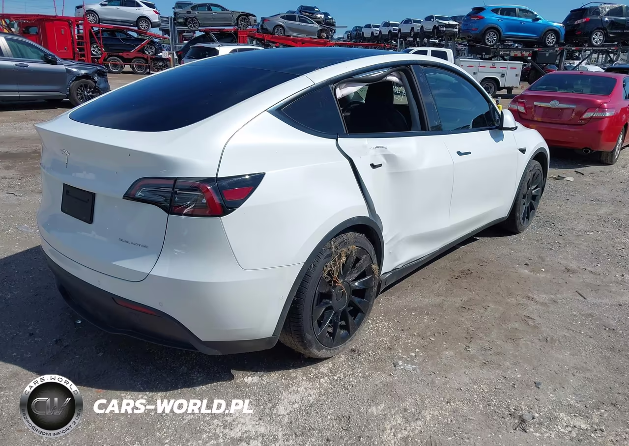 2021 Tesla Model Y Long Range Dual Motor All-Wheel Drive VIN:5YJYGDEE9MF304560 - 4