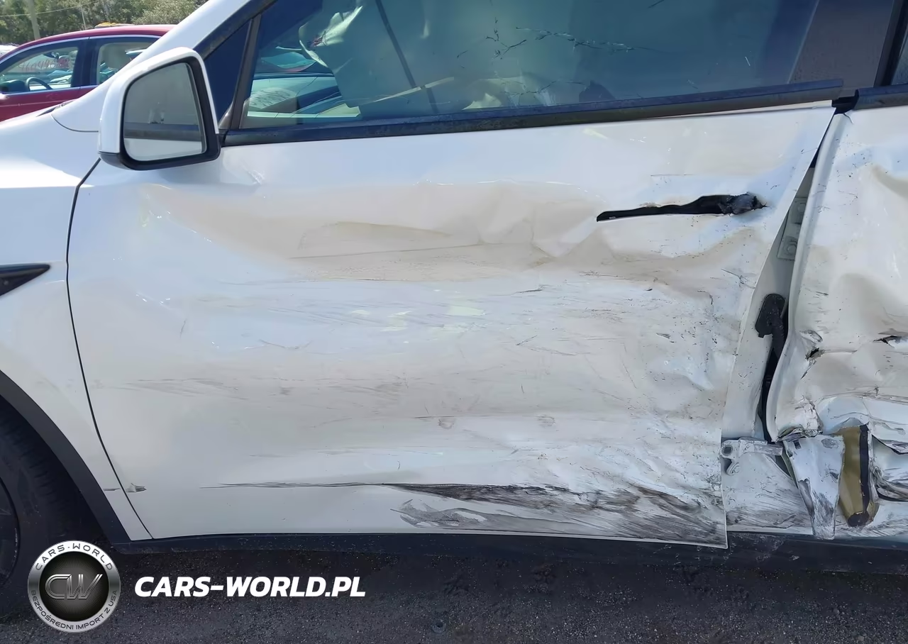 2021 Tesla Model Y Long Range Dual Motor All-Wheel Drive VIN:5YJYGDEE9MF304560 - 6