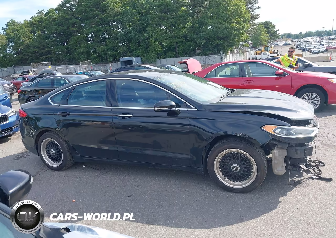 2017 Ford Fusion Se VIN:3FA6P0HD3HR130188 - 13