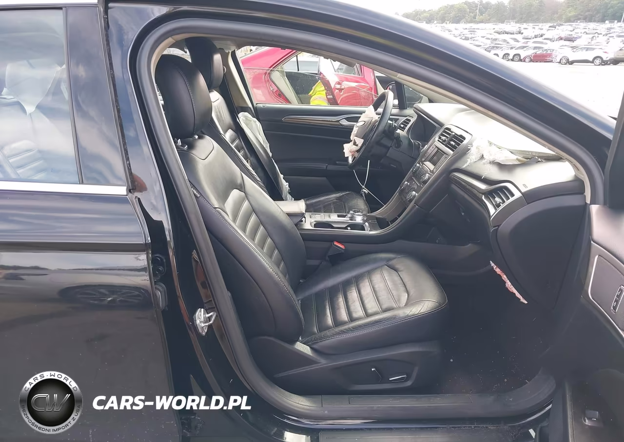 2017 Ford Fusion Se VIN:3FA6P0HD3HR130188 - 5
