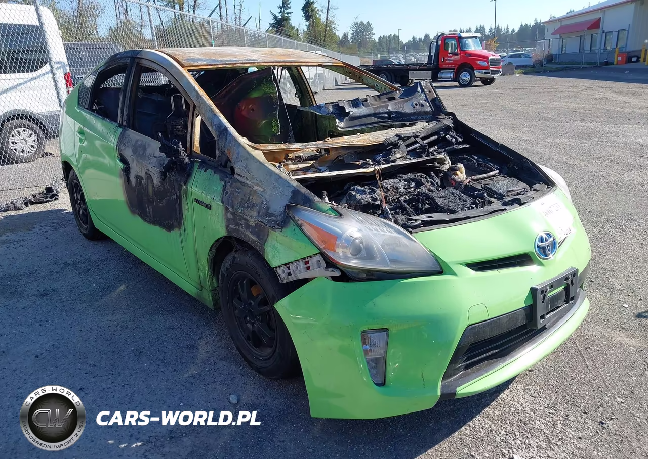 2015 Toyota Prius Two VIN:JTDKN3DU4F0478424 - 1