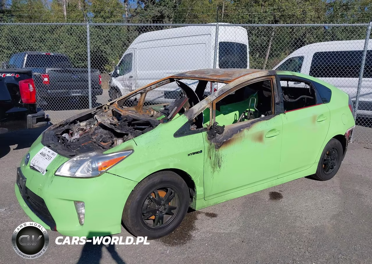 2015 Toyota Prius Two VIN:JTDKN3DU4F0478424 - 6