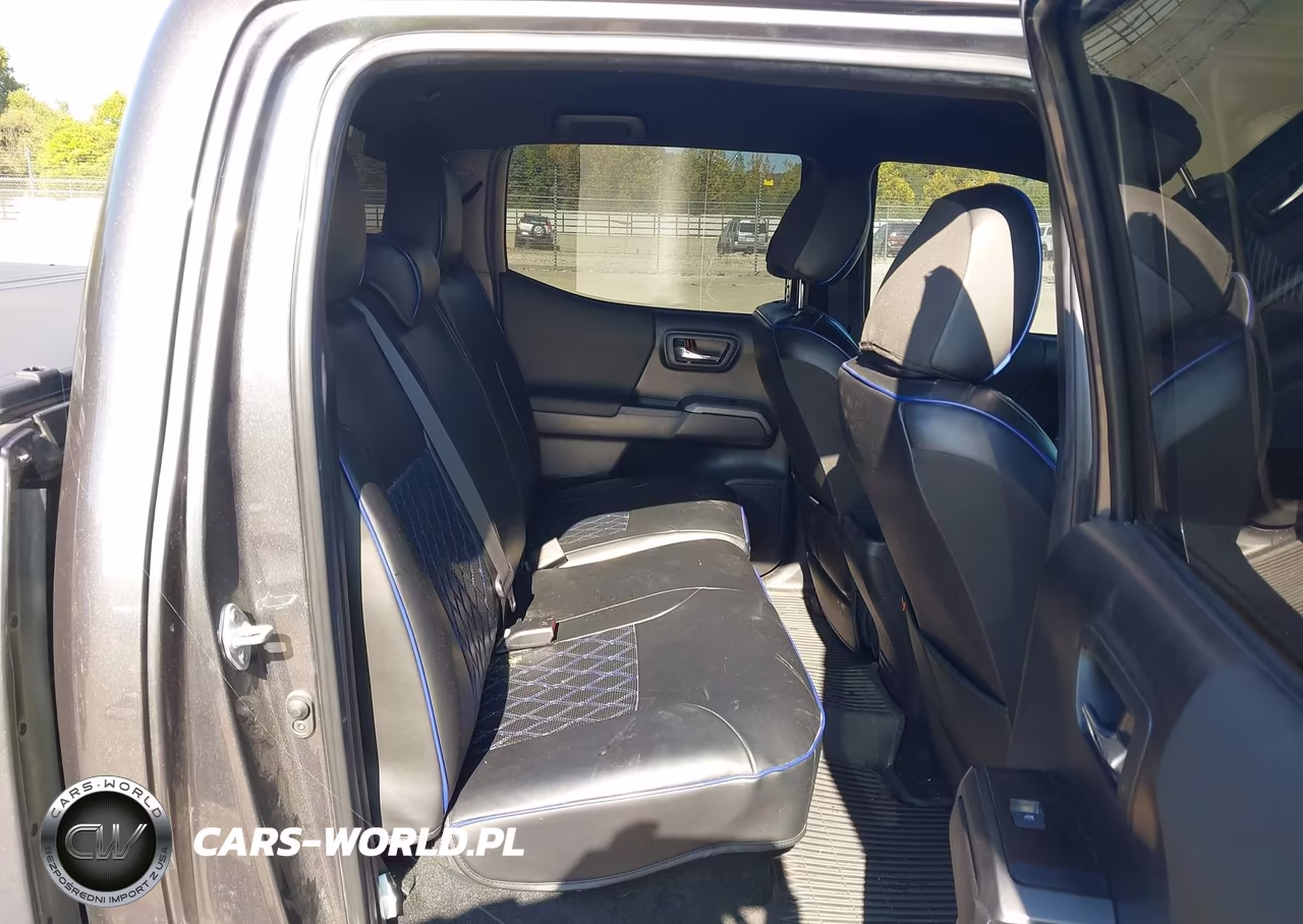 2023 Toyota Tacoma Trd Off Road VIN:3TMCZ5AN0PM552180 - 8