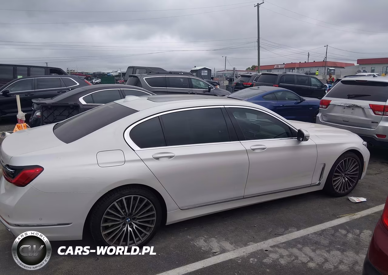 2021 BMW 750I xDrive VIN:WBA7U2C0XMCG35354 - 13