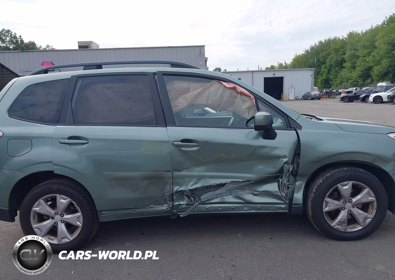 2015 Subaru Forester 2.5I Premium VIN:JF2SJADCXFH585441 - 14