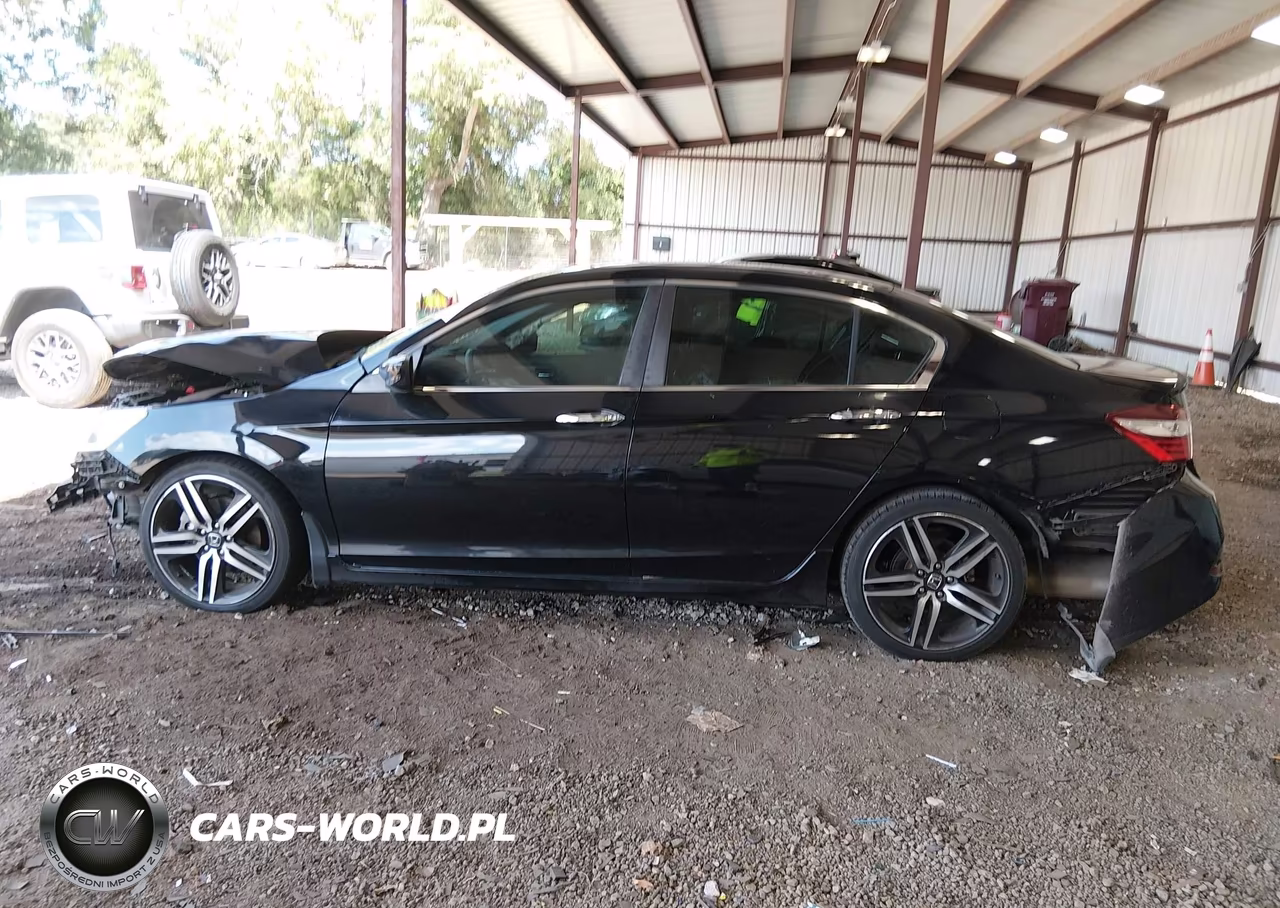 2017 Honda Accord Sport VIN:1HGCR2F59HA108366 - 15