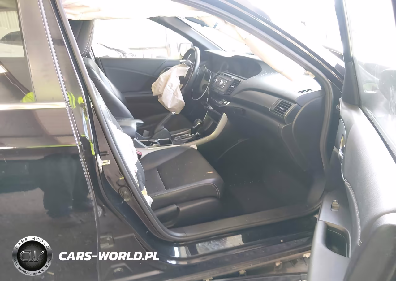 2017 Honda Accord Sport VIN:1HGCR2F59HA108366 - 5
