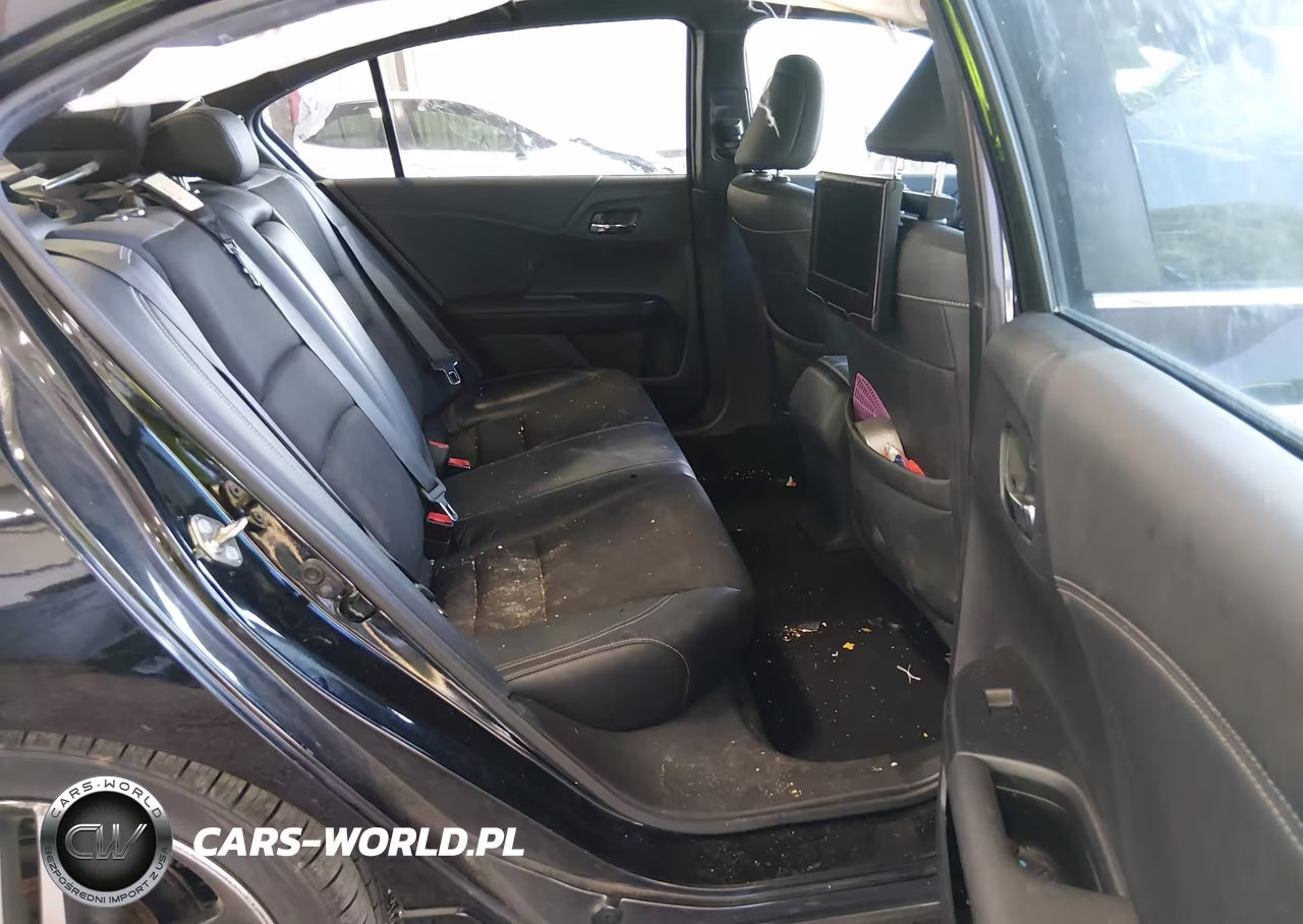 2017 Honda Accord Sport VIN:1HGCR2F59HA108366 - 8
